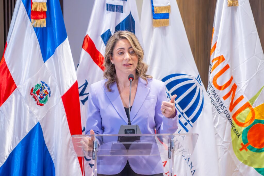 Foto Ministra de la Mujer