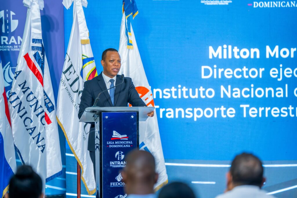 Milton Morrison Director de INTRANT trata tema de impulsar el fortalecimiento de la seguridad vial
